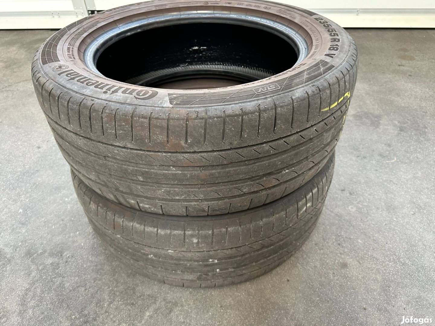 235/55R18 V Continental nyári gumi [2db] defektmentes technológiával